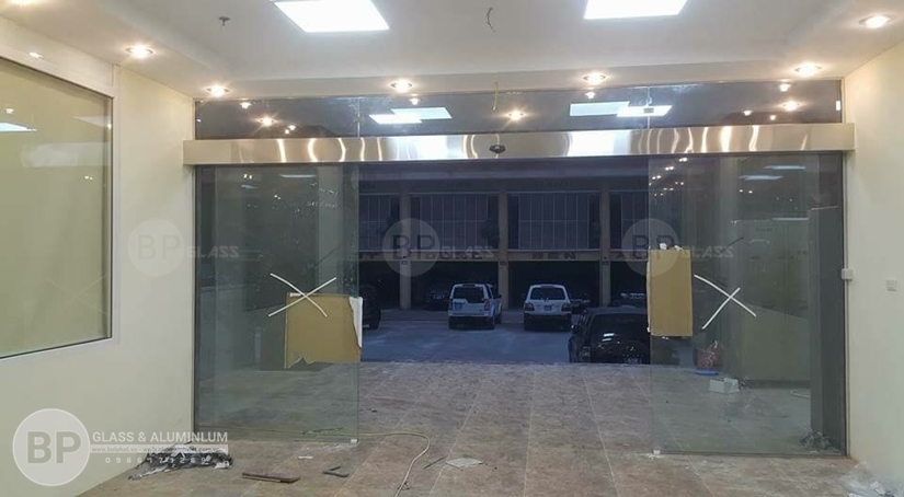 Cửa kính trượt tự động